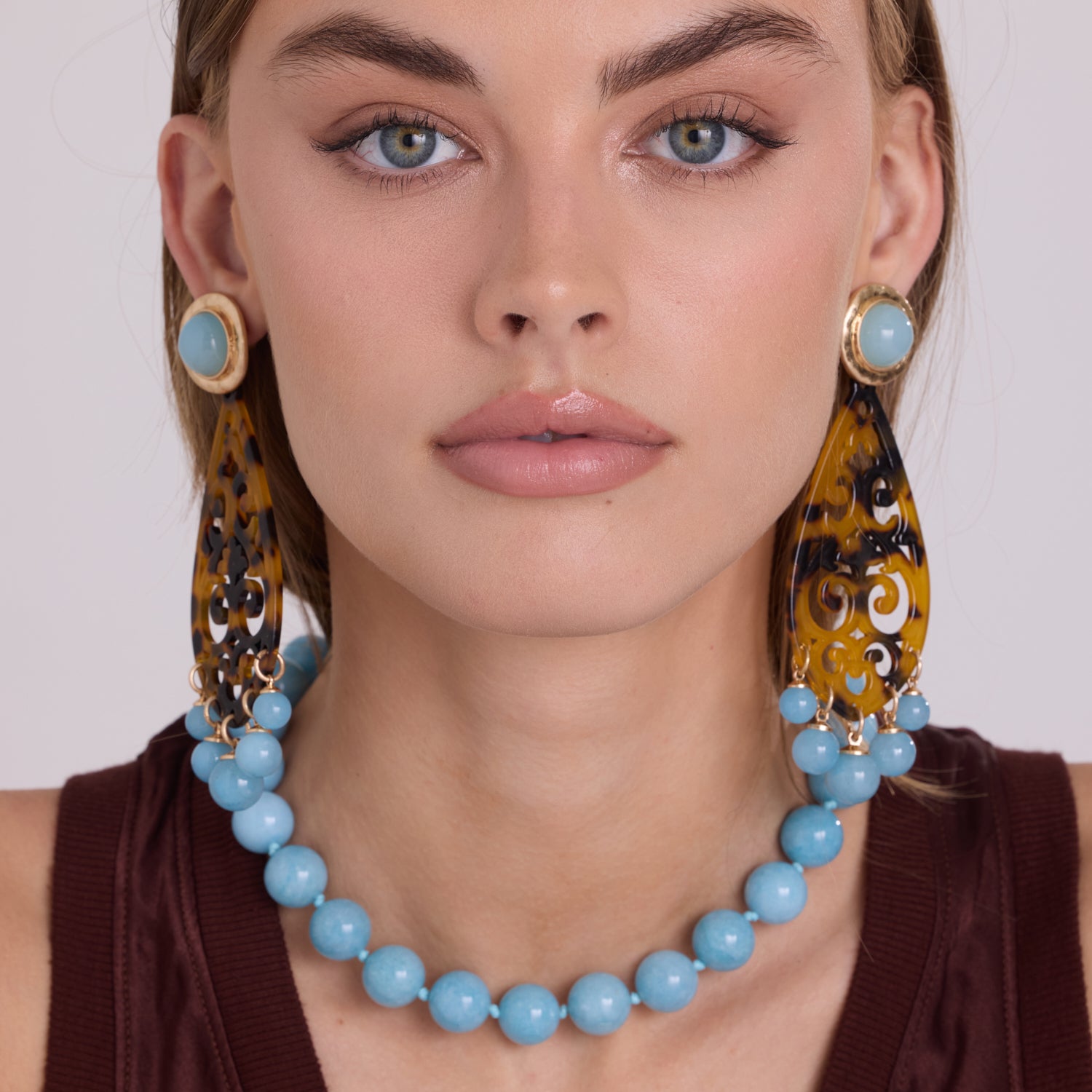 Abigail 14Mm Blue Agate Knotted Semi Precious Necklace