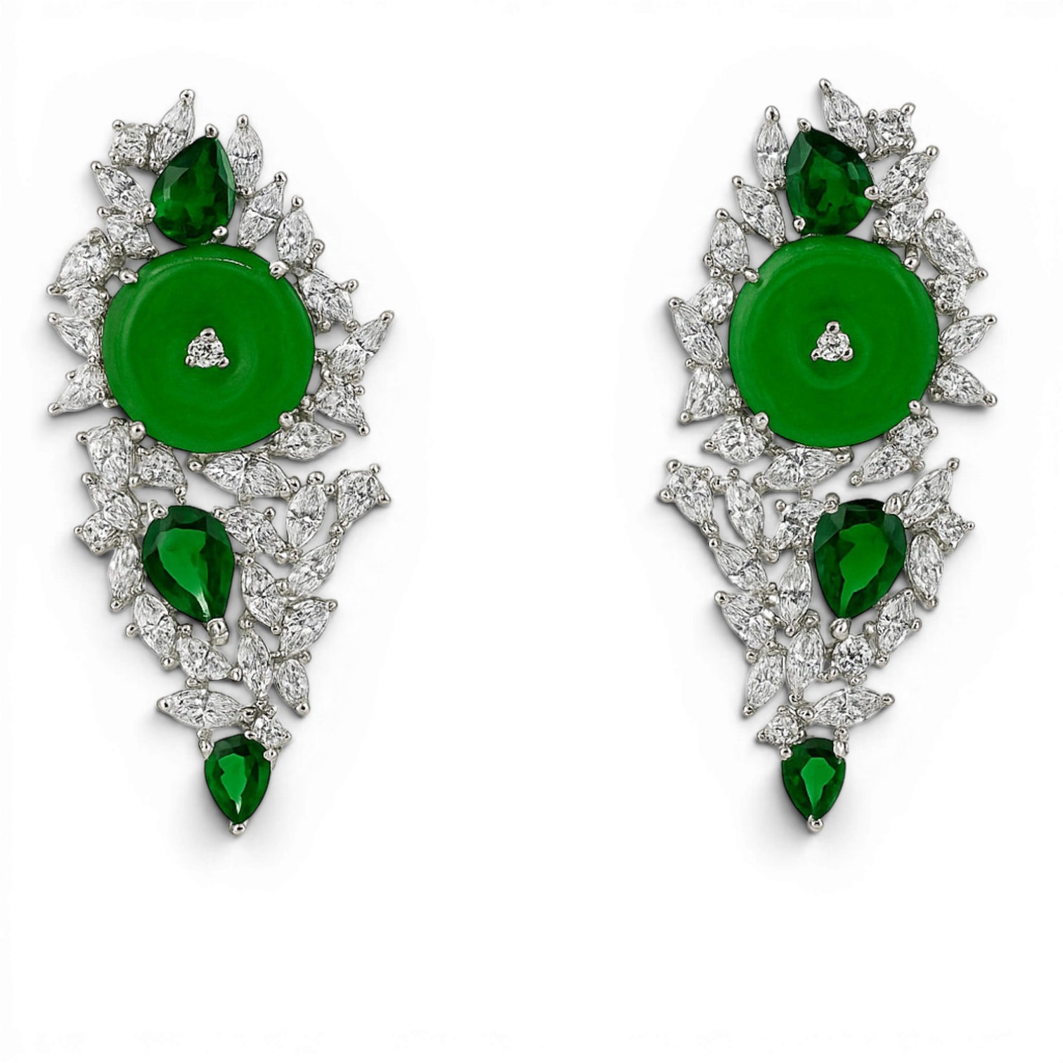 Pendientes Olivia de circonita cúbica con diamantes, esmeraldas y jade