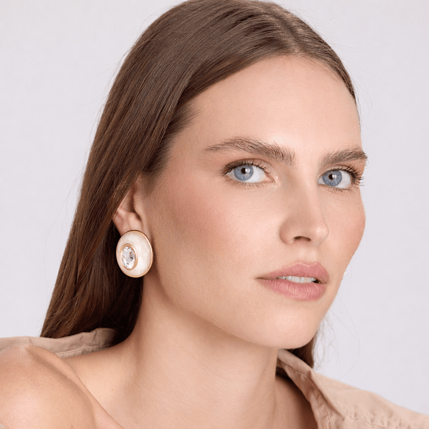 Stephanie Mother Of Pearl Resin Earring With Crystal Glass Stone