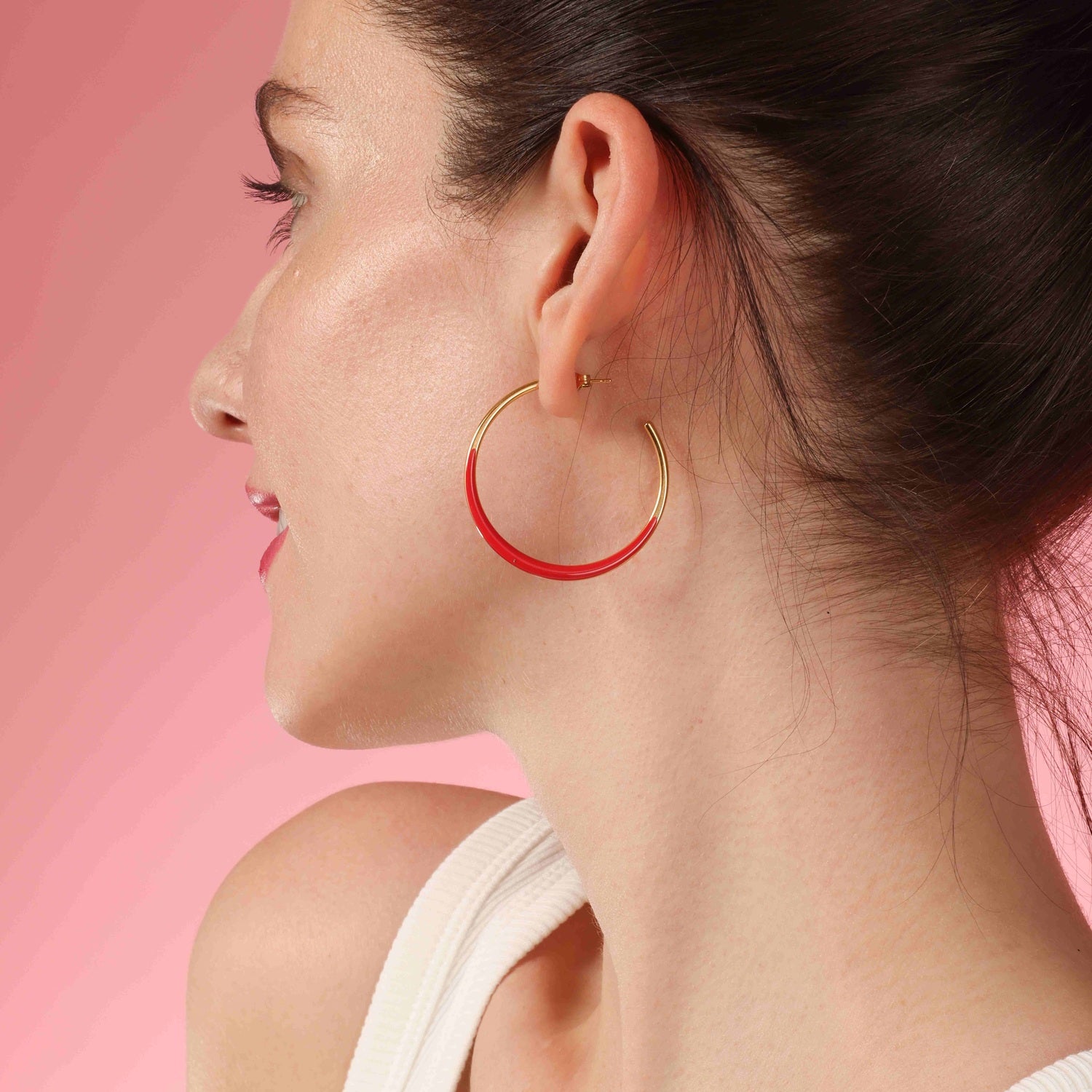 Pendientes de aro Maddalena de oro y esmalte rojo