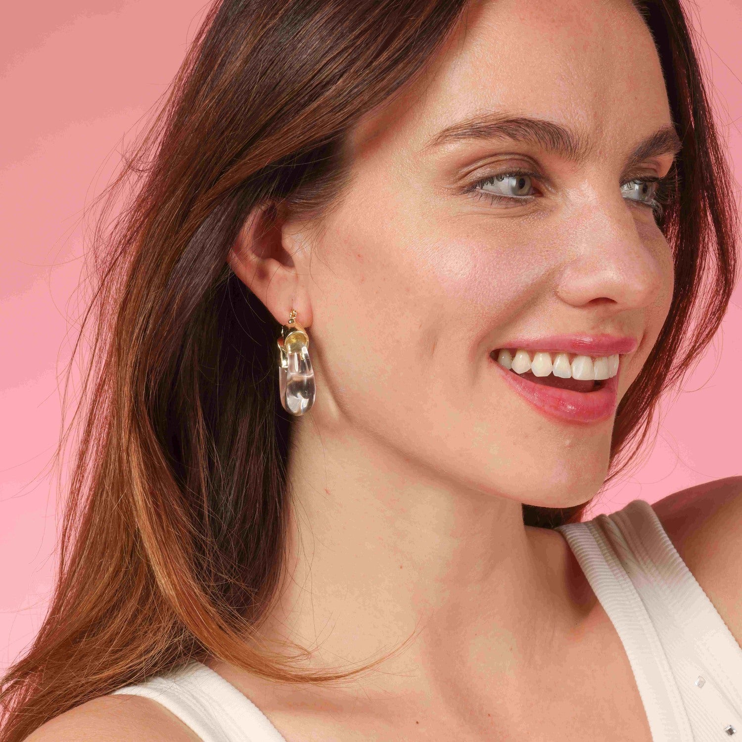 Pendientes de aro Winslow de resina transparente y oro