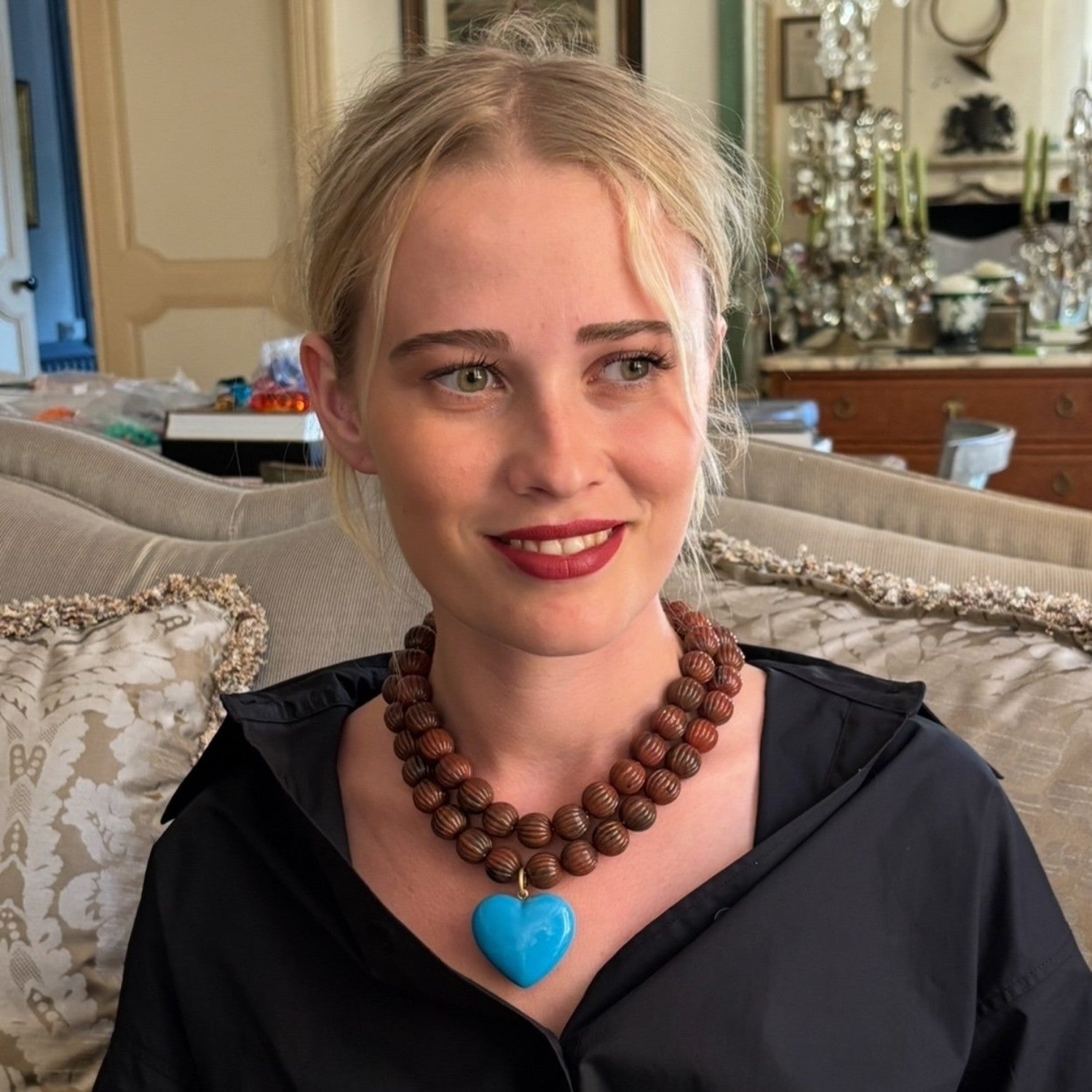 Amour Carved Tortoise Resin Bead Necklace With Turquoise Resin Heart Pendant